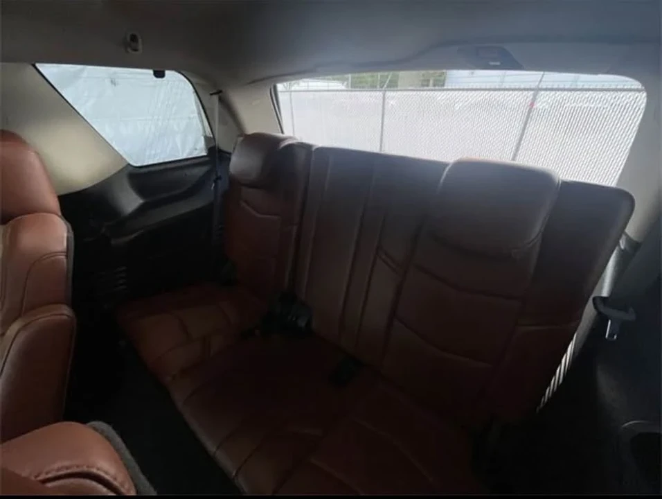 2019 Cadillac Escalade 4th Gen - Image 16 of 17