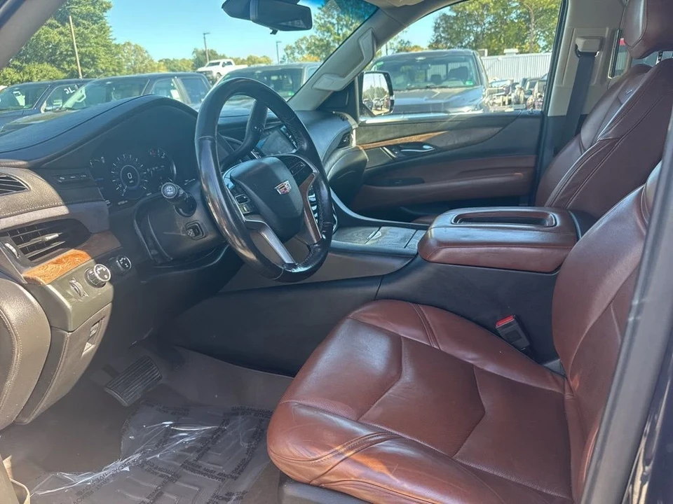 2019 Cadillac Escalade 4th Gen - Image 11 of 12