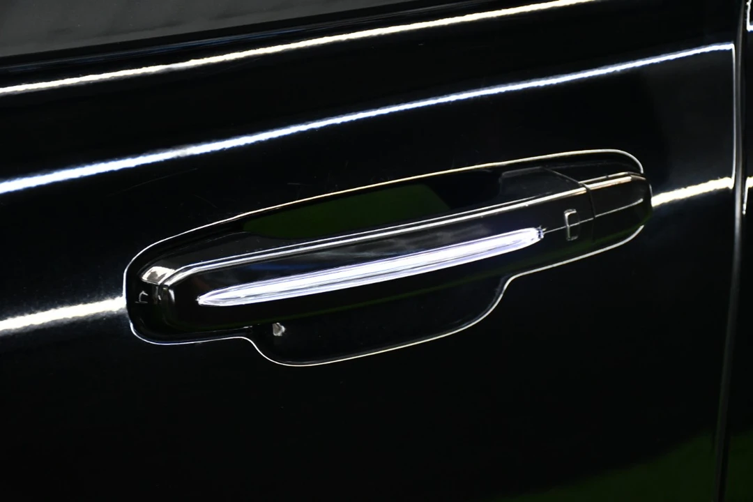 2019 Cadillac Escalade 4th Gen - Image 16 of 21