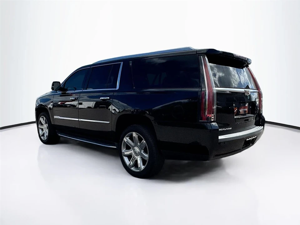 2019 Cadillac Escalade 4th Gen - Image 5 of 15