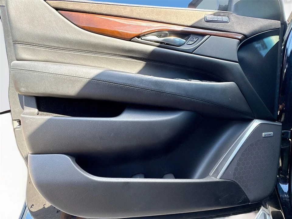 2019 Cadillac Escalade 4th Gen - Image 6 of 15