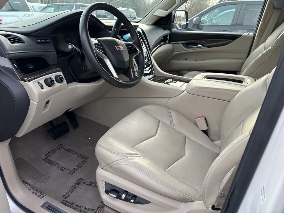 2019 Cadillac Escalade 4th Gen - Image 3 of 5