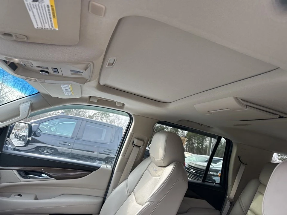 2019 Cadillac Escalade 4th Gen - Image 4 of 5