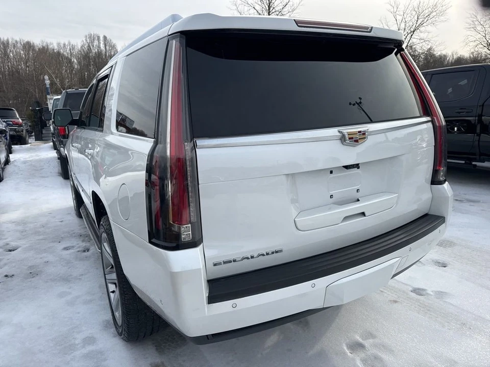 2019 Cadillac Escalade 4th Gen - Image 5 of 5