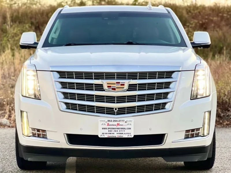 2019 Cadillac Escalade 4th Gen - Image 3 of 12