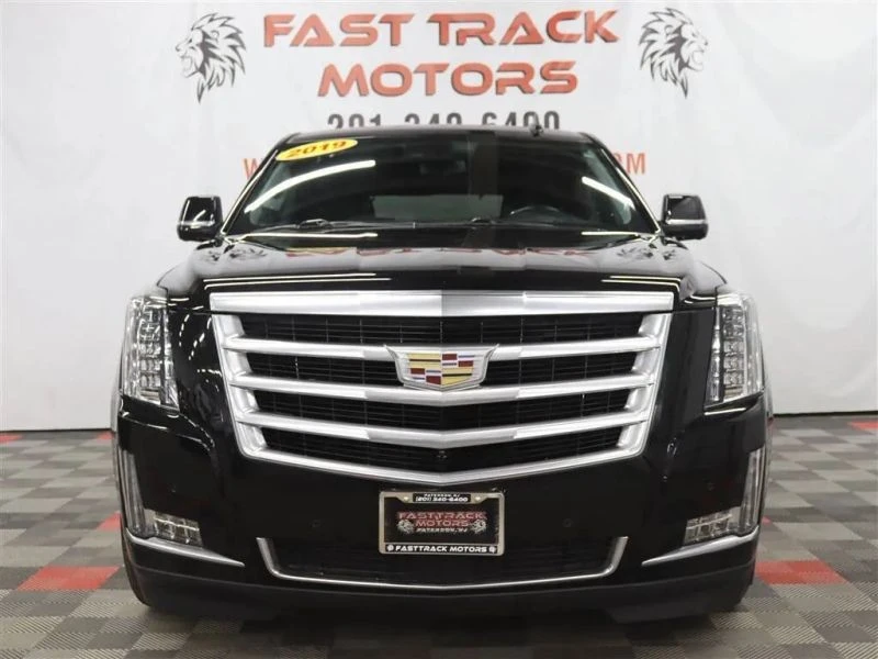2019 Cadillac Escalade 4th Gen - Image 2 of 12