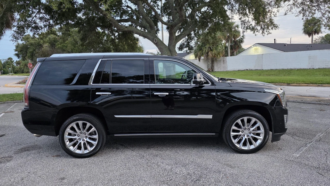 2019 Cadillac Escalade 4th Gen - Image 19 of 31