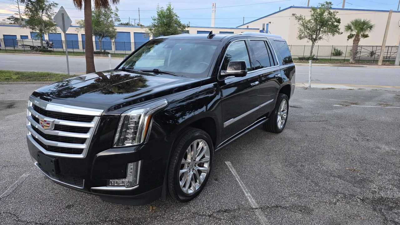 2019 Cadillac Escalade 4th Gen - Image 4 of 31