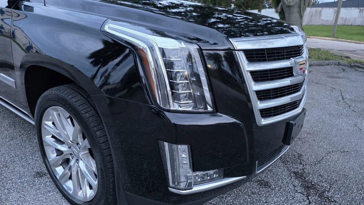 2019 Cadillac Escalade 4th Gen - Image 26 of 31