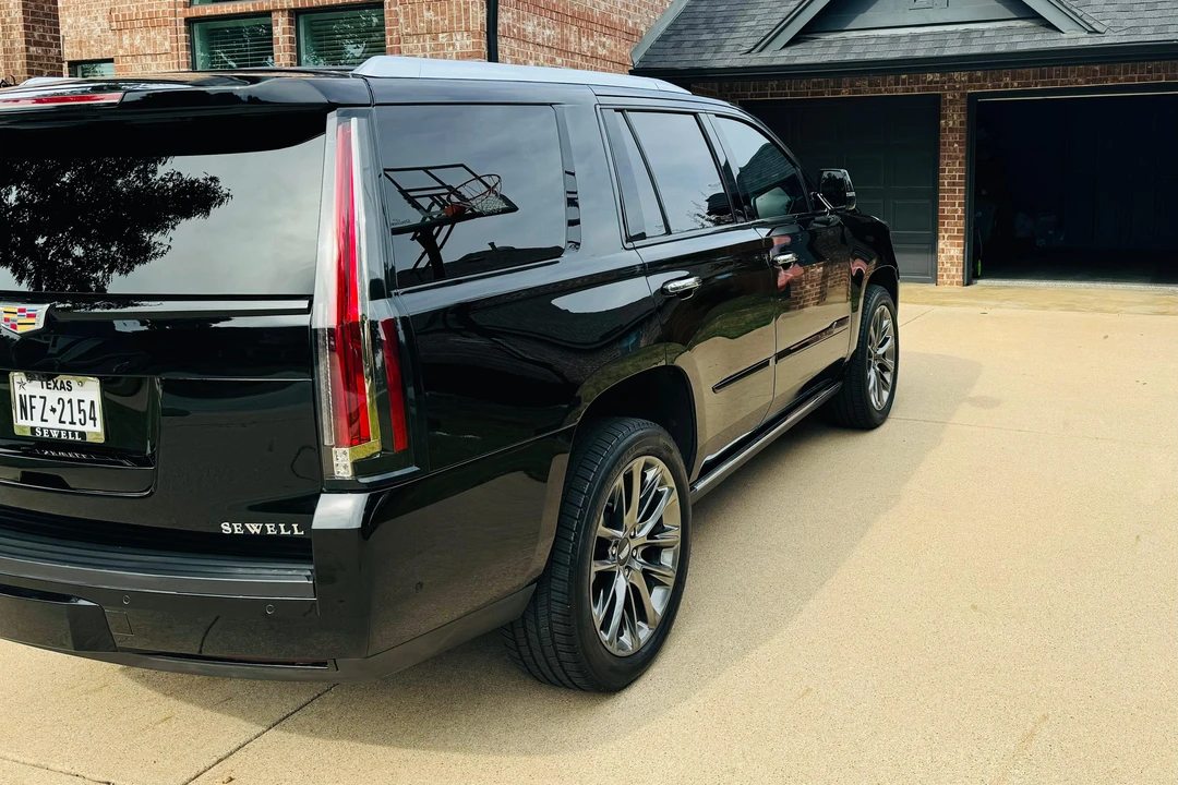 2019 Cadillac Escalade 4th Gen - Image 27 of 31