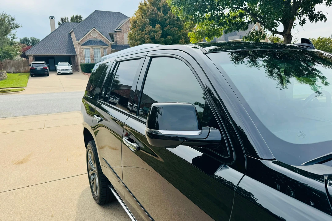 2019 Cadillac Escalade 4th Gen - Image 29 of 31