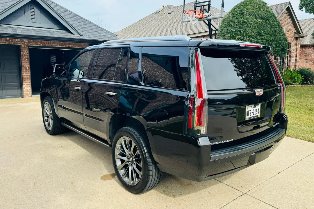 2019 Cadillac Escalade 4th Gen - Image 8 of 31
