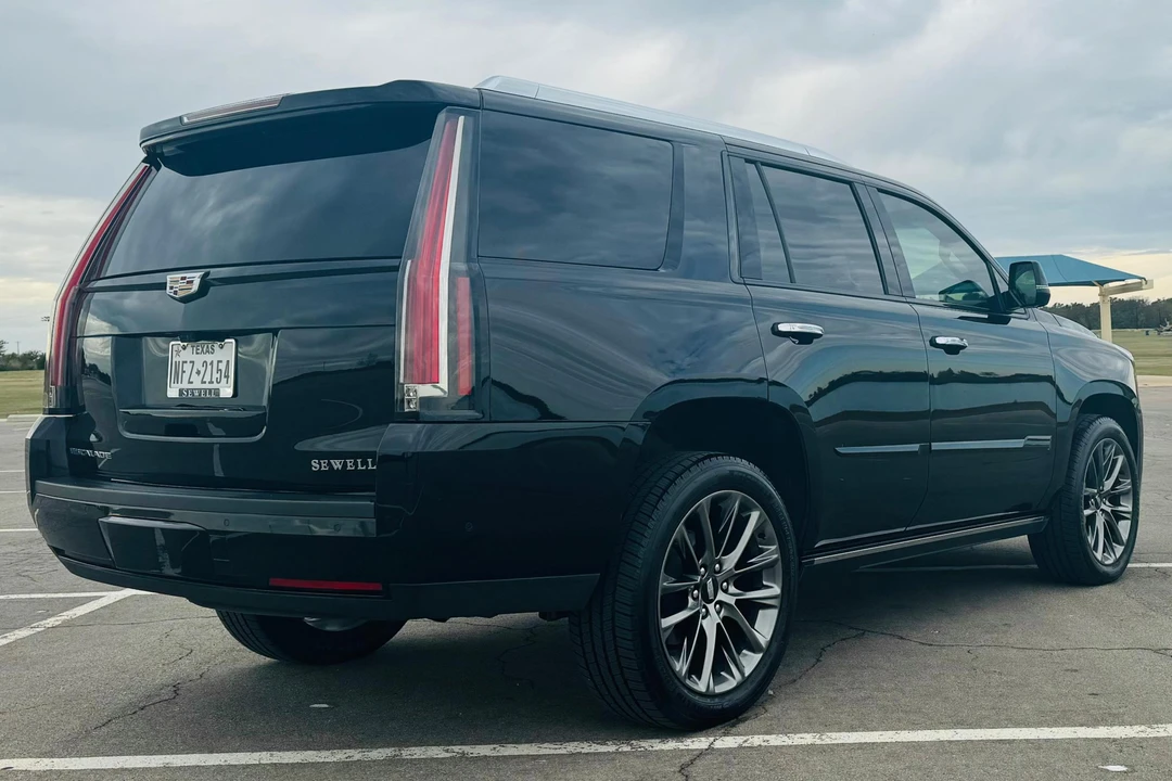 2019 Cadillac Escalade 4th Gen - Image 4 of 31