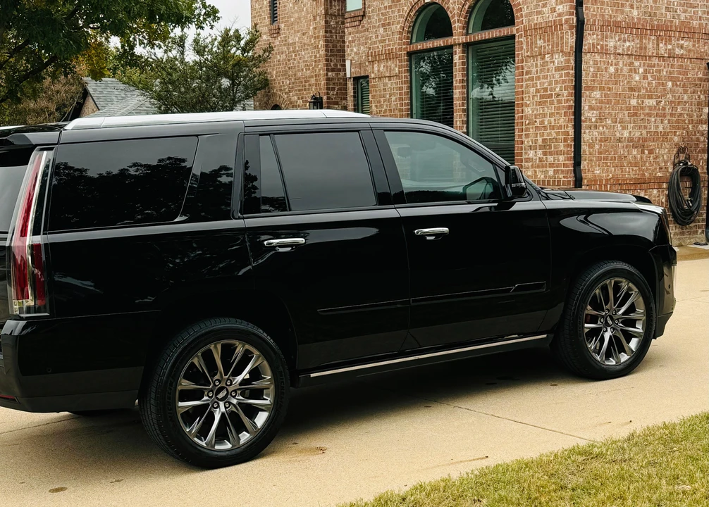 2019 Cadillac Escalade 4th Gen - Image 15 of 31