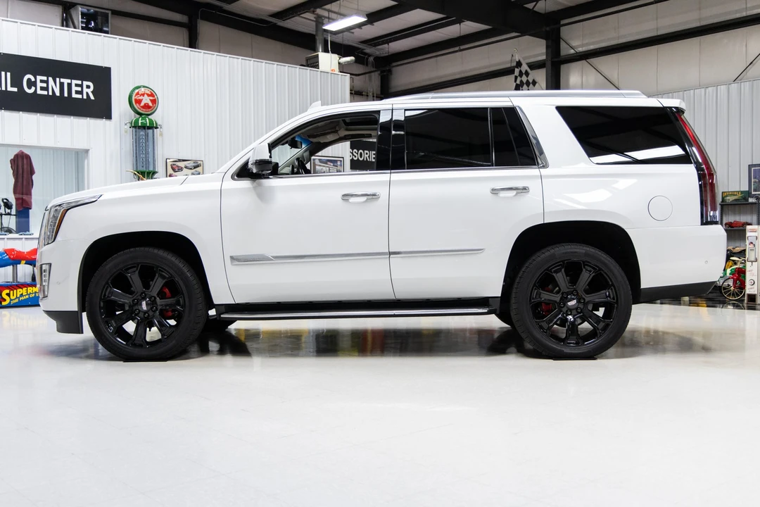 2019 Cadillac Escalade 4th Gen - Image 15 of 31