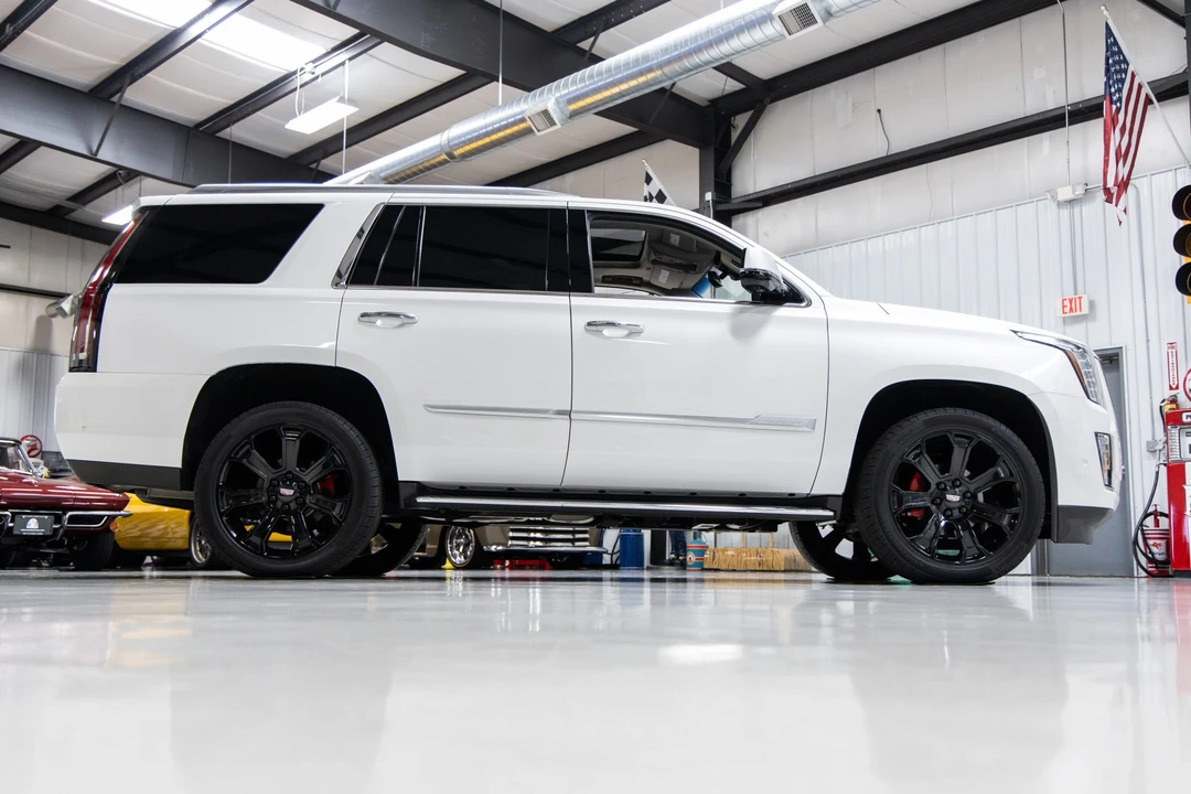 2019 Cadillac Escalade 4th Gen - Image 18 of 31