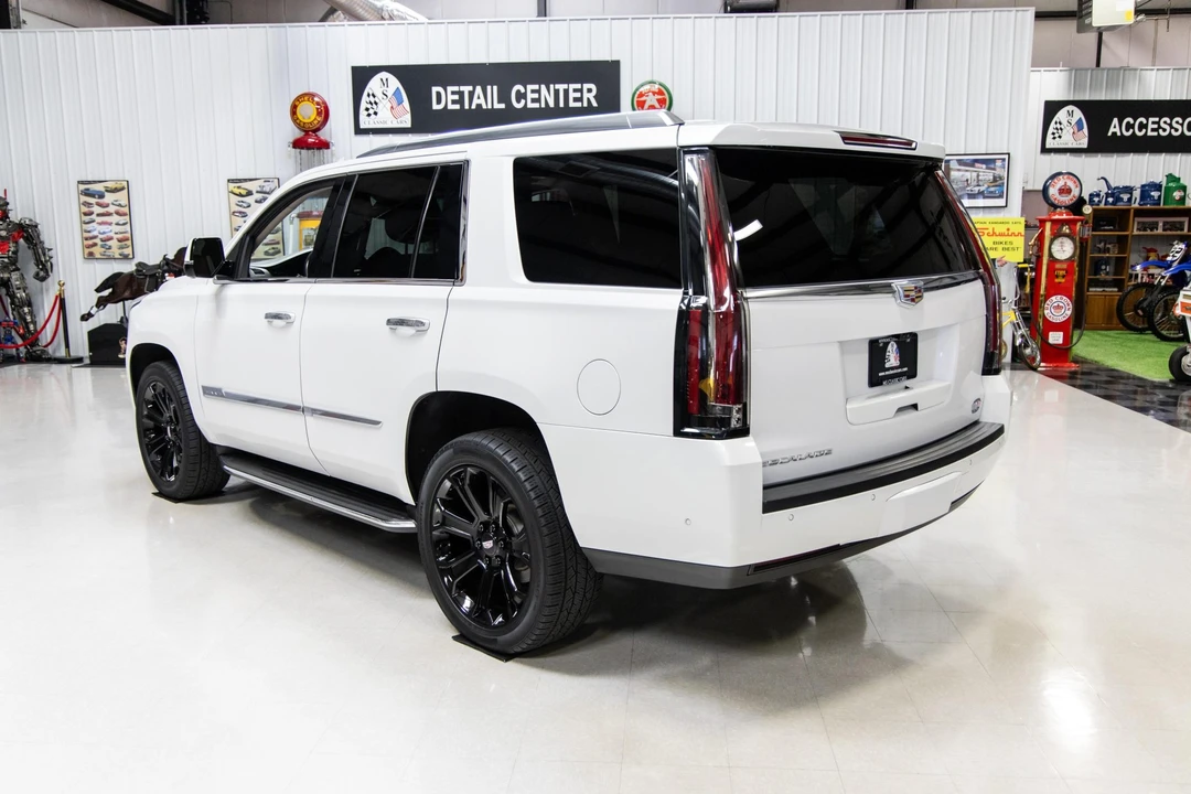2019 Cadillac Escalade 4th Gen - Image 19 of 31
