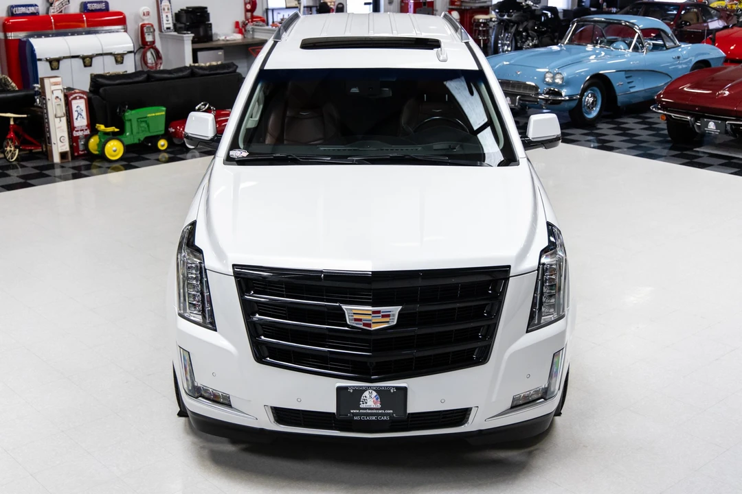 2019 Cadillac Escalade 4th Gen - Image 27 of 31