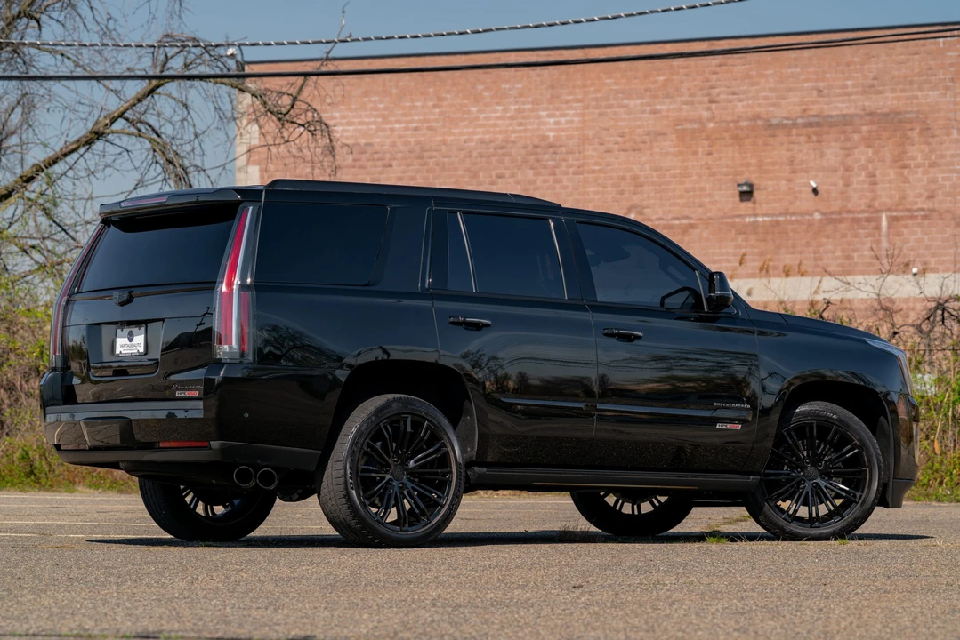 2019 Cadillac Escalade 4th Gen - Image 15 of 31