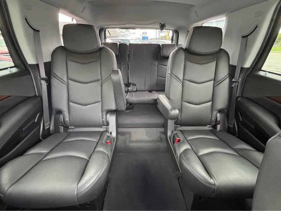 2019 Cadillac Escalade 4th Gen - Image 8 of 10