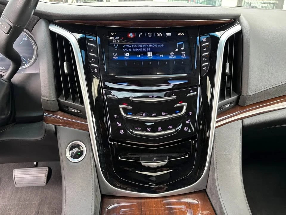 2019 Cadillac Escalade 4th Gen - Image 6 of 10