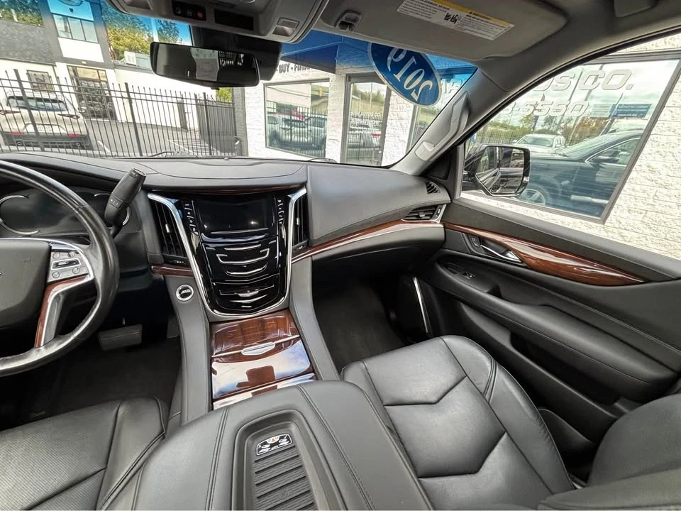 2019 Cadillac Escalade 4th Gen - Image 7 of 10
