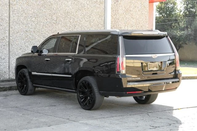 2019 Cadillac Escalade 4th Gen - Image 11 of 21