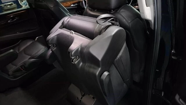2019 Cadillac Escalade 4th Gen - Image 18 of 21