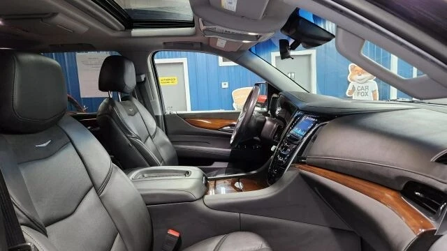 2019 Cadillac Escalade 4th Gen - Image 13 of 21