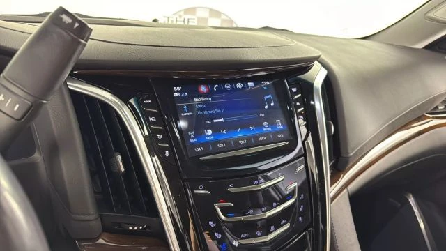 2019 Cadillac Escalade 4th Gen - Image 19 of 21