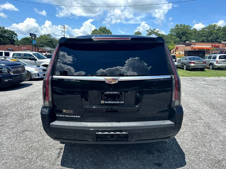 2019 Cadillac Escalade 4th Gen - Image 18 of 19