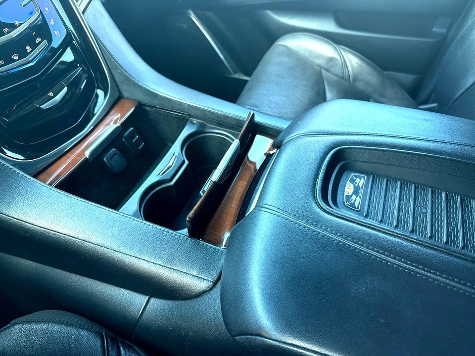 2019 Cadillac Escalade 4th Gen - Image 11 of 19