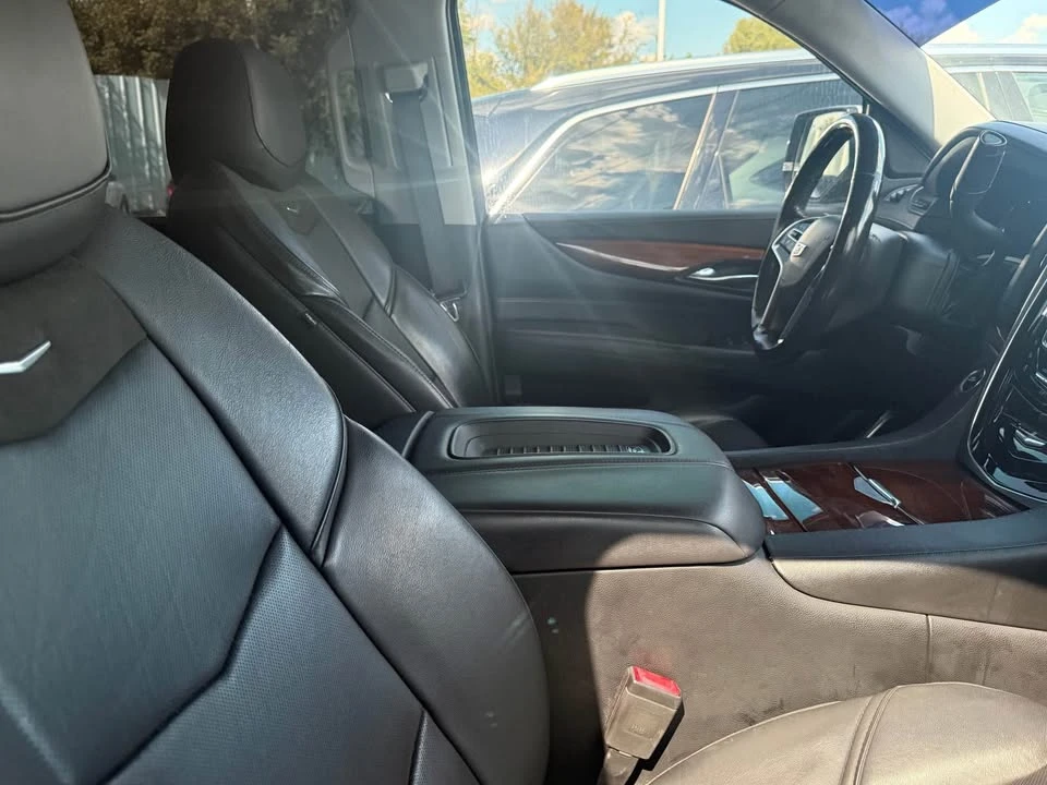 2019 Cadillac Escalade 4th Gen - Image 4 of 8