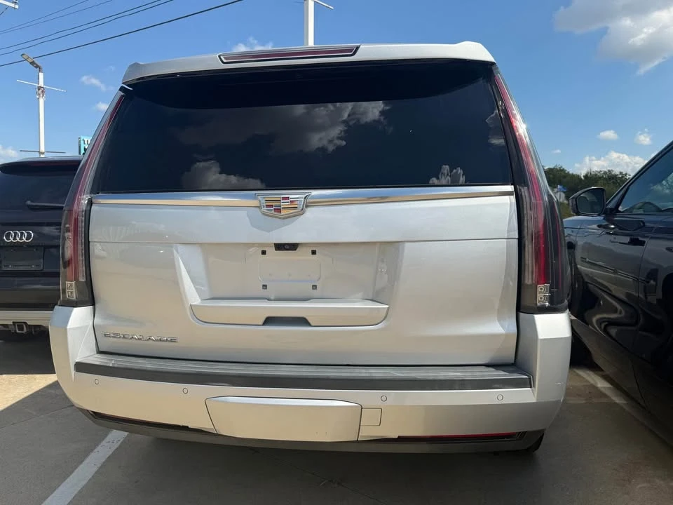 2019 Cadillac Escalade 4th Gen - Image 5 of 8