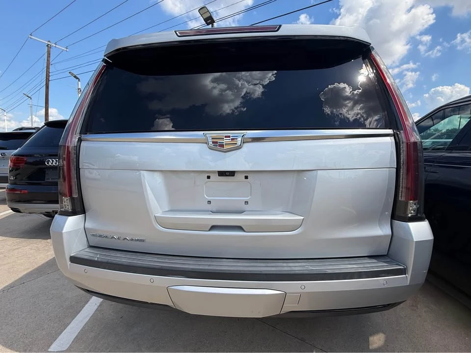 2019 Cadillac Escalade 4th Gen - Image 7 of 8
