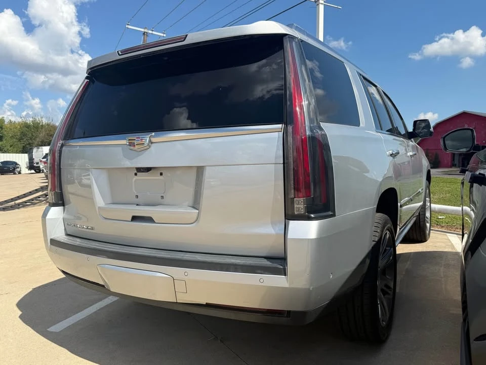 2019 Cadillac Escalade 4th Gen - Image 6 of 8