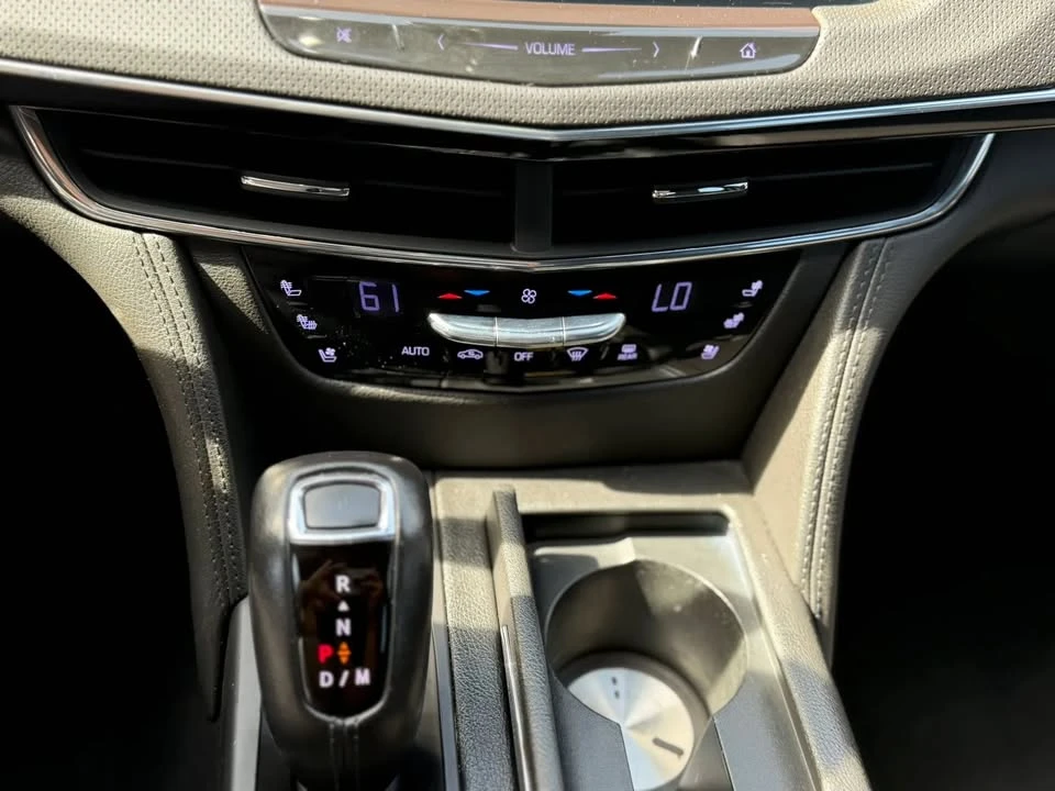 2019 Cadillac CT6 - Image 16 of 20
