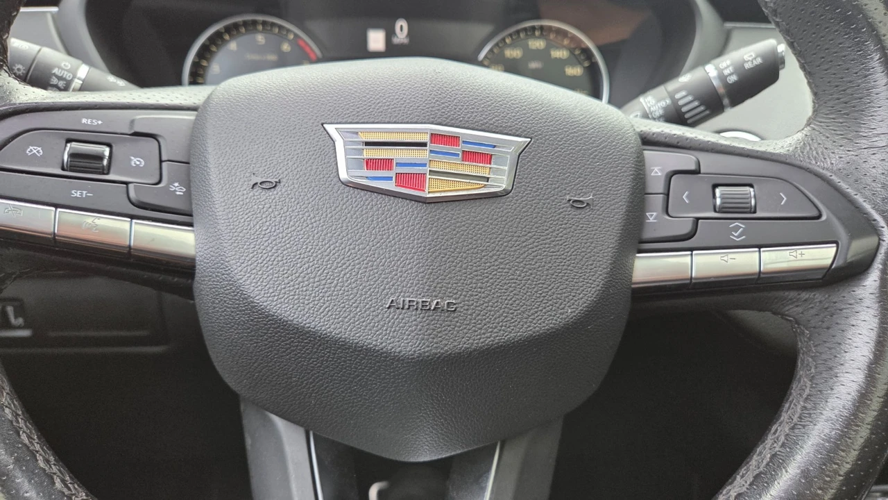2019 Cadillac XT4 - Image 23 of 25