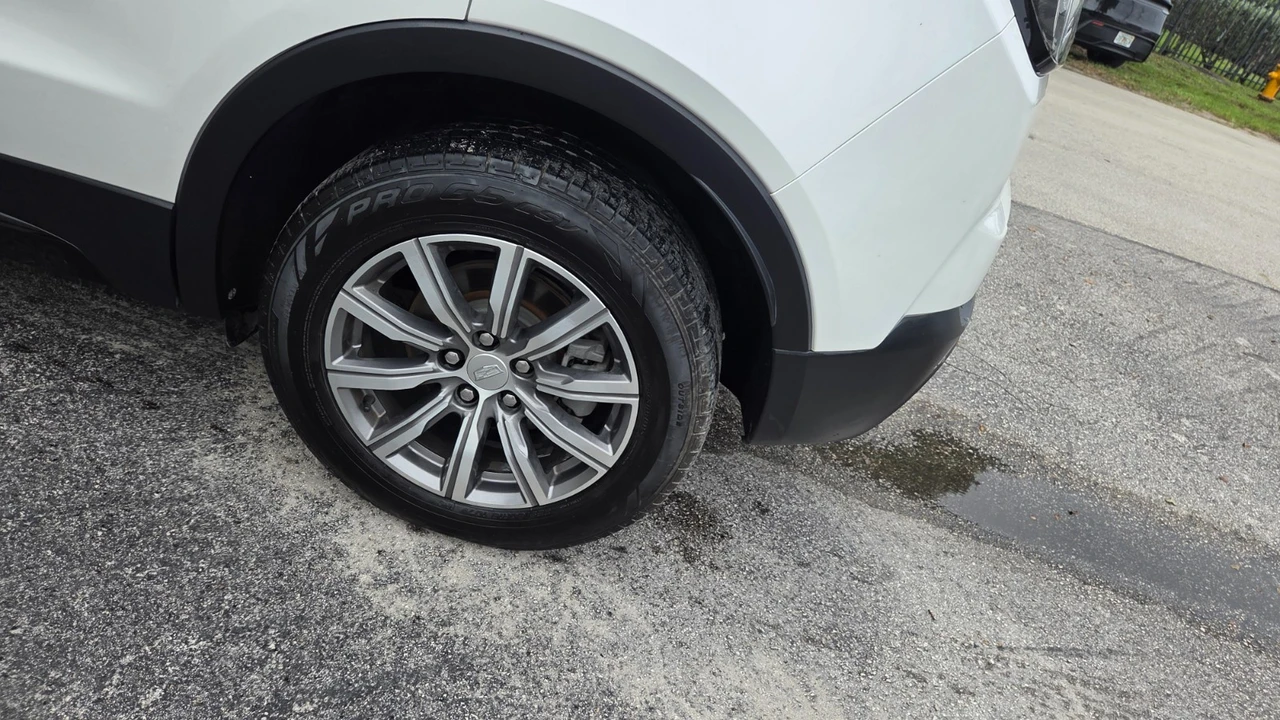 2019 Cadillac XT4 - Image 10 of 25