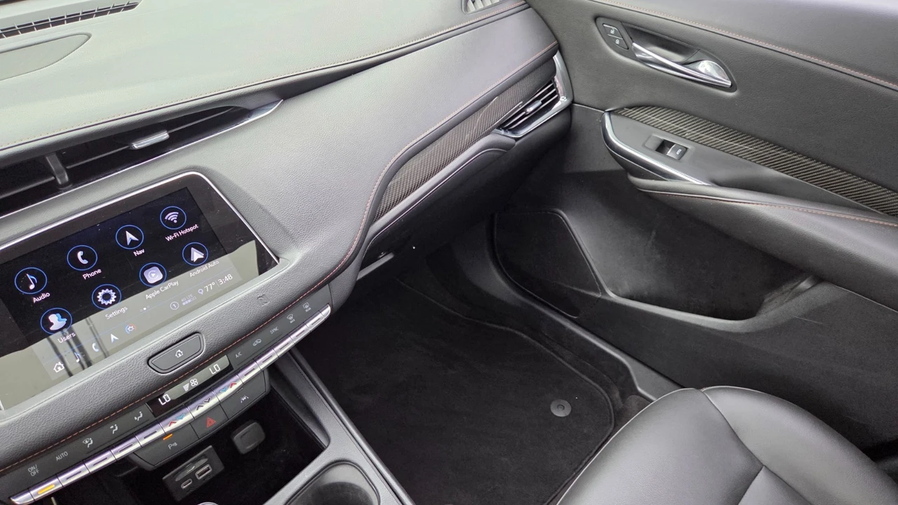 2019 Cadillac XT4 - Image 21 of 25