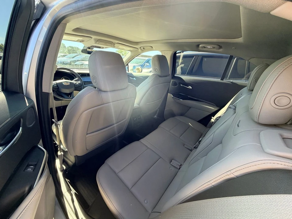 2019 Cadillac XT4 - Image 6 of 6