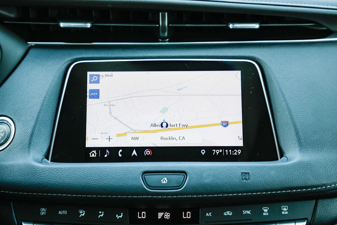 2019 Cadillac XT4 - Image 12 of 21