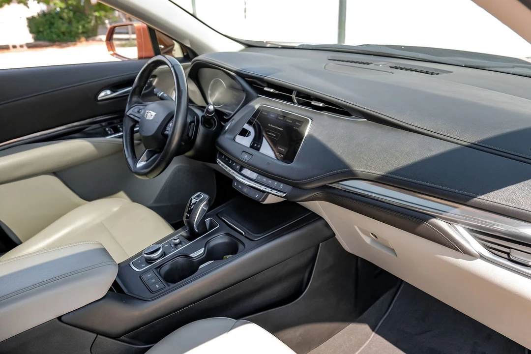 2019 Cadillac XT4 - Image 15 of 21
