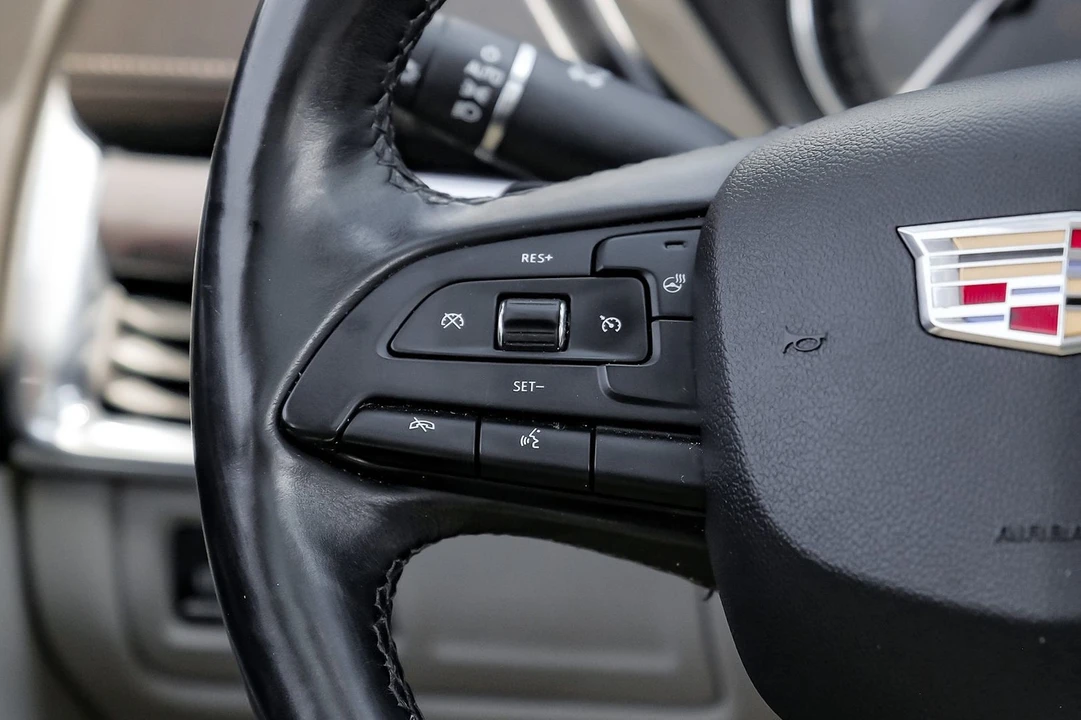 2019 Cadillac XT4 - Image 19 of 21