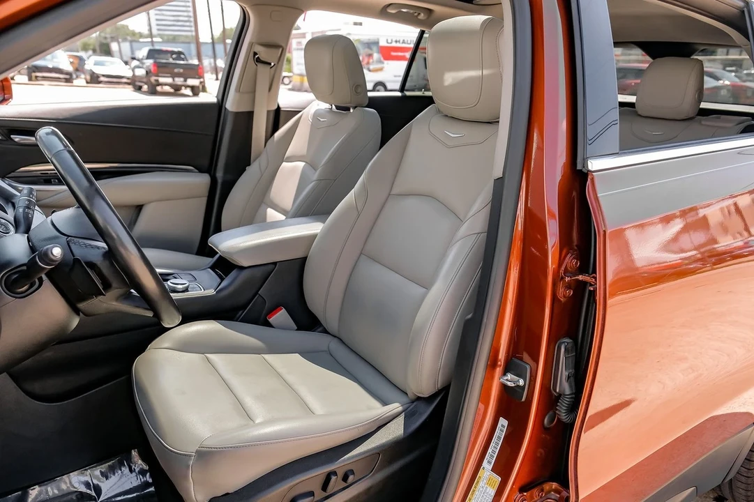 2019 Cadillac XT4 - Image 4 of 21
