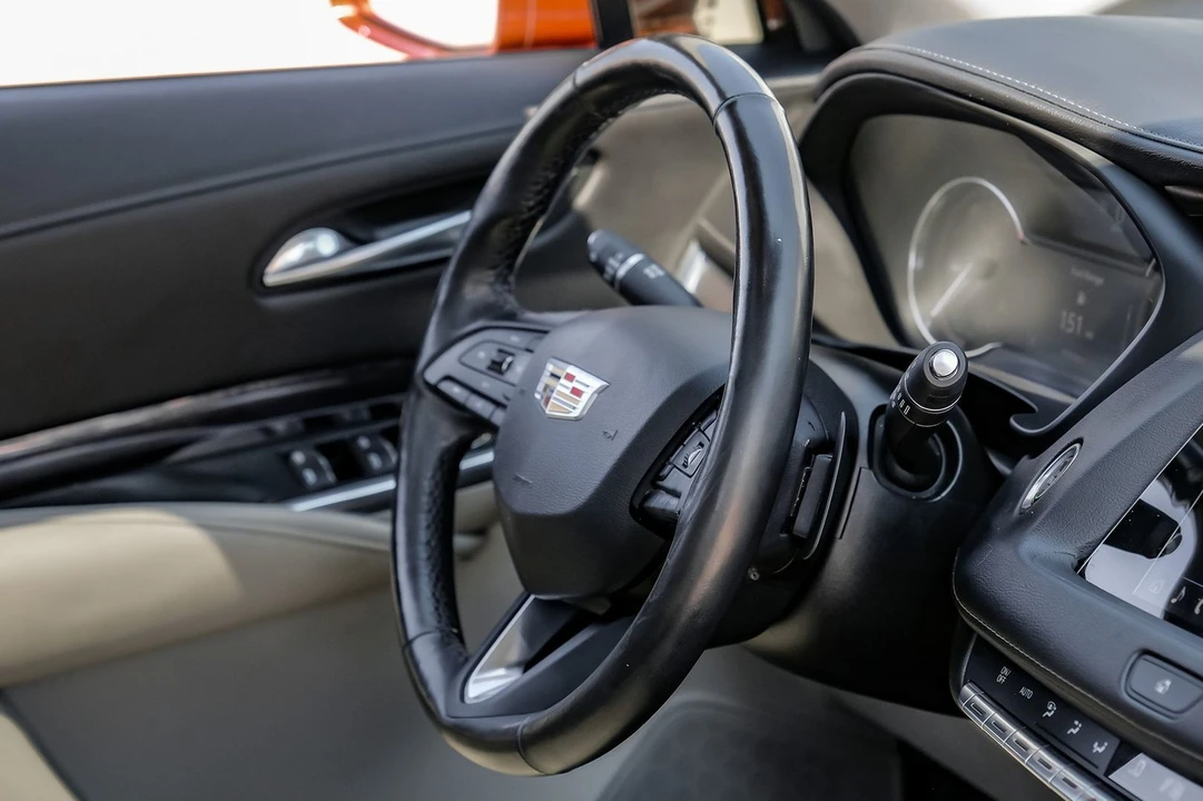 2019 Cadillac XT4 - Image 17 of 21