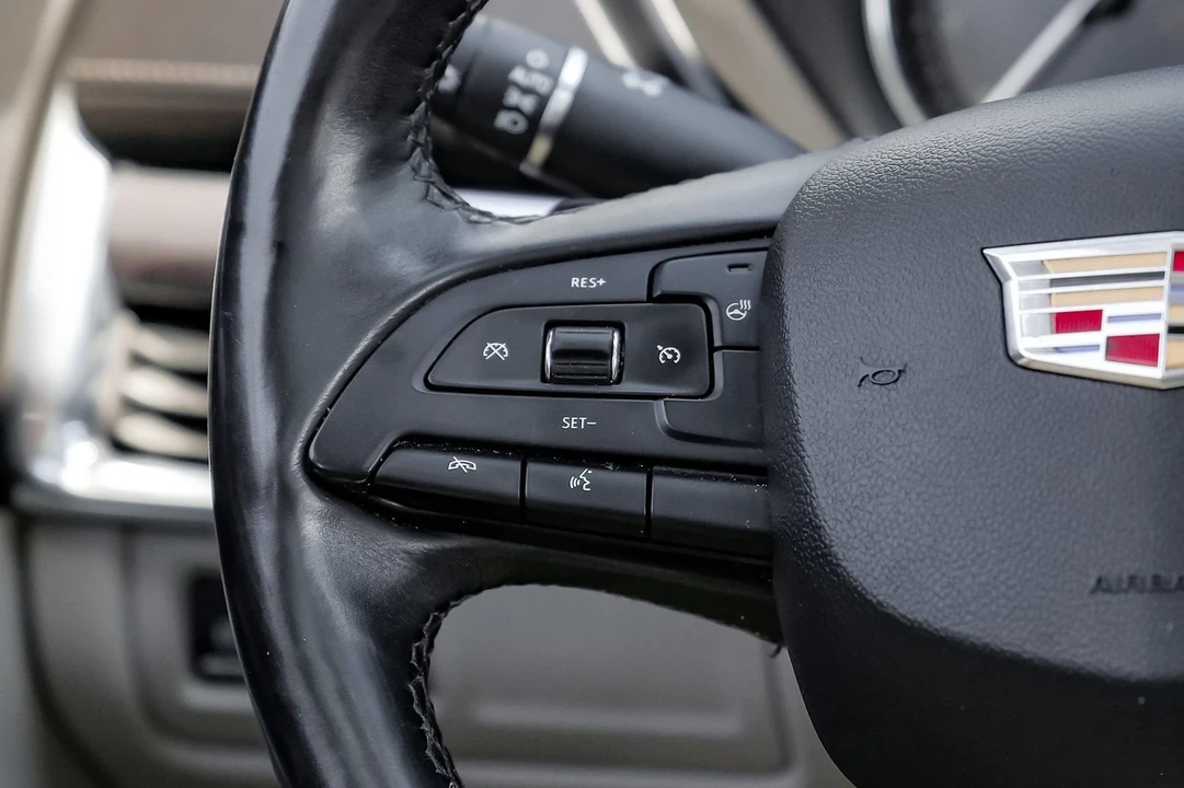 2019 Cadillac XT4 - Image 19 of 21