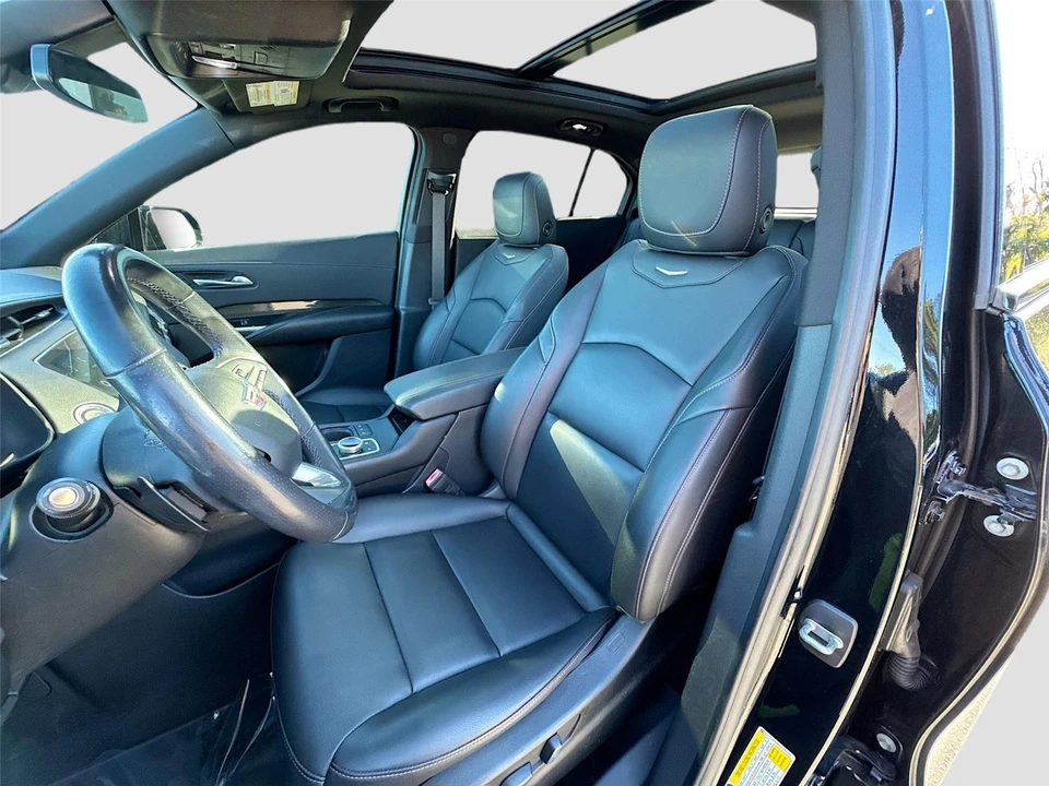 2019 Cadillac XT4 - Image 19 of 21