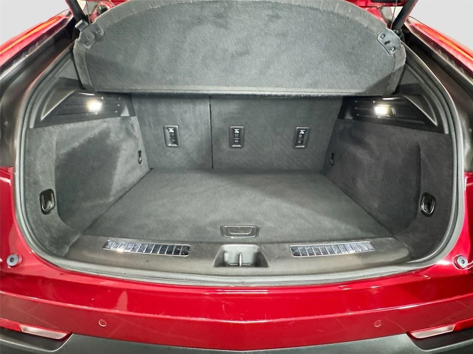 2019 Cadillac XT4 - Image 19 of 31