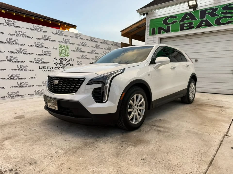 2019 Cadillac XT4 - Image 2 of 18